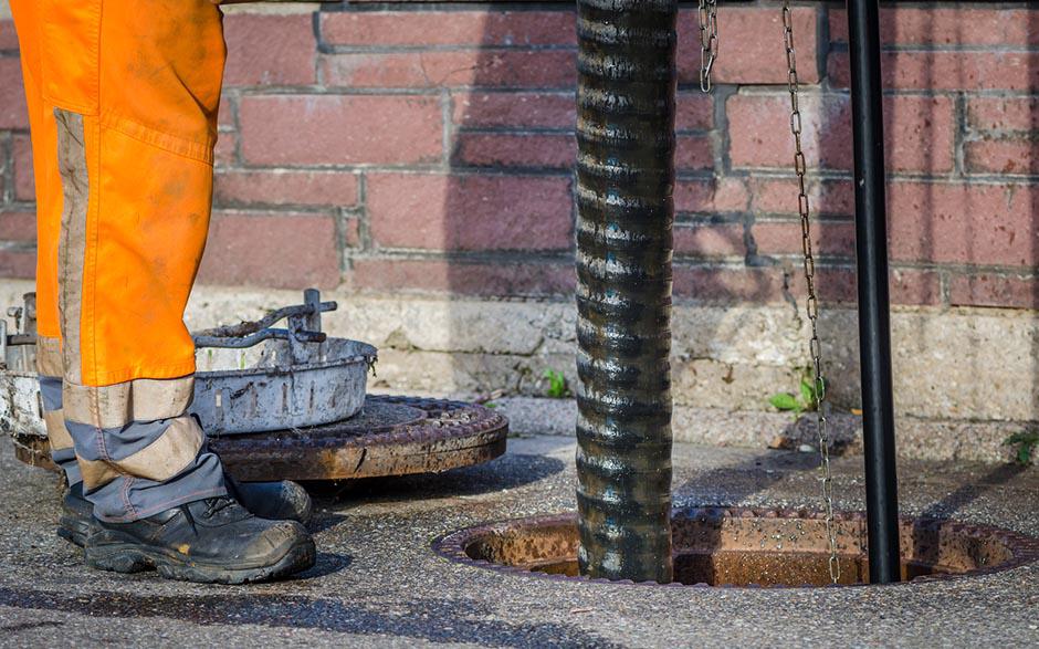 curage canalisation Chalou-Moulineux